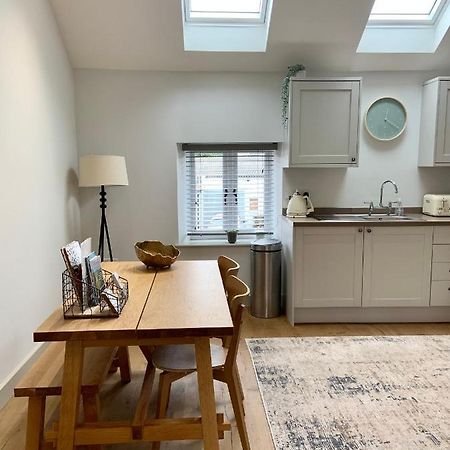 19A Brooks Road Apartment Street Ngoại thất bức ảnh